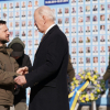 Ông Biden đến Ukraine: Không quân đội đi kèm, thăm Kiev trong tiếng còi báo động