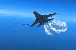 Thu thập tình báo Mỹ gặp khó sau sự cố UAV rơi ở biển Đen