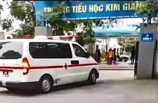 Thông tin ban đầu về 56 học sinh trường Tiểu học Kim Giang bị đau bụng, buồn nôn sau chuyến tham quan