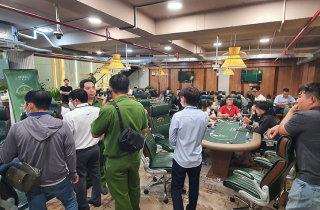 Phòng ngừa các câu lạc bộ Poker biến tướng hoạt động cờ bạc