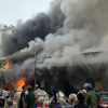 Cháy lớn kèm tiếng nổ ở dãy kho xưởng tại Đền Lừ