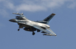 Bloomberg: Phương Tây cung cấp F-16 cho Kiev không thay đổi cục diện xung đột
