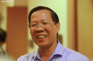 Chủ tịch Phan Văn Mãi báo tin vui: TP.HCM tăng trưởng 5,87% trong Quý II/2023
