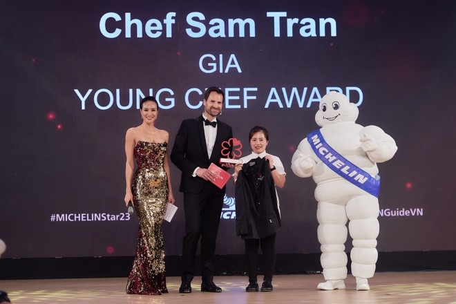 dau-bep-sam-tran-nha-hang-gia-young-chef-award-giai-dau-bep-tre-tai-nang-7933-7264