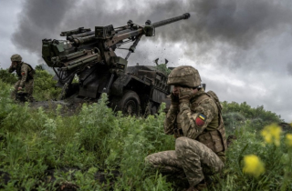 CNN: Ukraine chịu tổn thất đáng kể trong cuộc phản công ở Donbass