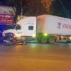 Hải Phòng: Container va chạm với hai xe mô tô, 5 người bị thương