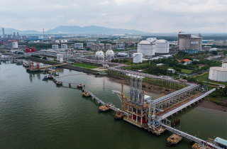 Chuyến tàu nhập khẩu LNG đầu tiên: Khát vọng tự chủ năng lượng Việt