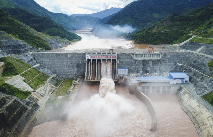 nhieu-nha-may-thuy-dien-tang-cong-suat-phat-dien-xa-tran-don-lu-11163427