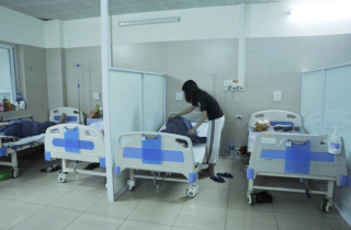 Hà Nội vẫn dự trù 7.330 giường điều trị Covid-19, sẵn sàng khi có bệnh nhân