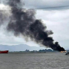 Cứu vớt thành công 6 thuyền viên trên tàu du lịch bốc cháy dữ dội