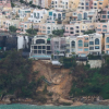 Dãy biệt thự triệu USD ở Hong Kong nguy cơ sụp đổ sau mưa lũ kỷ lục
