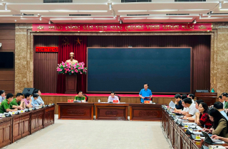 Bí thư Thành ủy Đinh Tiến Dũng và Phó Thủ tướng Trần Lưu Quang chủ trì làm việc về vụ cháy chung cư tại quận Thanh Xuân