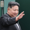 Ông Kim Jong-un xem múa ballet trước khi lên tàu về nước