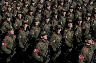 Ông Putin ký sắc lệnh tuyển quân, kêu gọi 130.000 công dân nhập ngũ