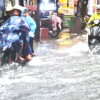 Mưa lớn kéo dài, Đà Nẵng ra thông báo khẩn cho học sinh nghỉ học