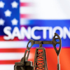 Hai công ty đầu tiên bị Mỹ áp lệnh trừng phạt vì vi phạm giá trần dầu Nga