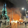 Bạo loạn và đốt phá bao trùm Dublin sau sự cố đâm dao hàng loạt