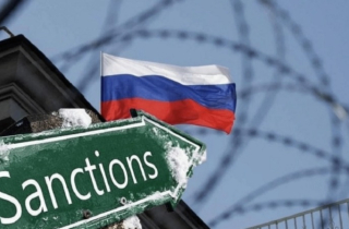 EU tung đòn trừng phạt thứ 12 đối với Nga