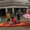 Hàng nghìn người Philippines phải sơ tán do bão lớn