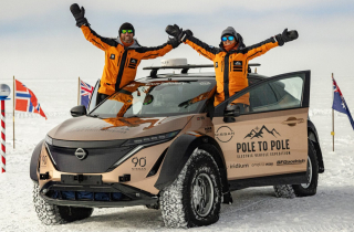 Chiếc ô tô điện đầu tiên chinh phục hành trình từ Bắc Cực tới Nam Cực