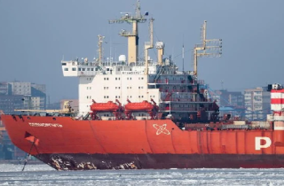Tàu phá băng hạt nhân của Nga cháy trên biển
