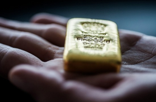 Giá vàng giảm tiếp 2 triệu, vàng SJC bán ra cao nhất 74,5 triệu đồng/lượng