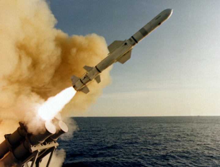 AGM_84_Harpoon_launched_from_USS-1705797282630