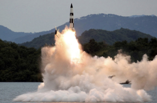 Triều Tiên bắn tên lửa hành trình ra biển Hoàng Hải