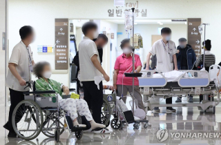 Hàn Quốc: Thủ đô Seoul kéo dài thời gian hoạt động của các bệnh viện nếu bác sĩ đình công