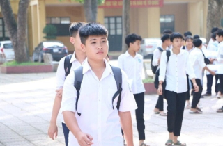 Học sinh, phụ huynh Hà Nội thấp thỏm chờ chốt môn thi vào lớp 10