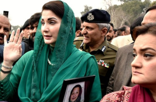 Bước ngoặt lịch sử khi Pakistan có nữ Thủ hiến đầu tiên