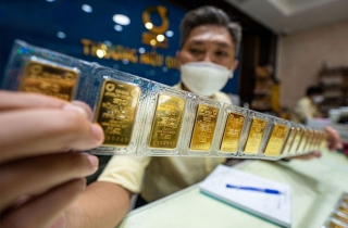 Giá vàng hôm nay quay đầu tăng 900 ngàn, vàng SJC bán ra 81,90 triệu đồng/lượng