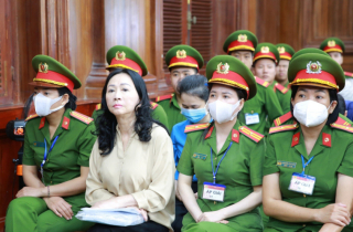 Bà Trương Mỹ Lan bị đề nghị loại bỏ vĩnh viễn ra khỏi đời sống xã hội