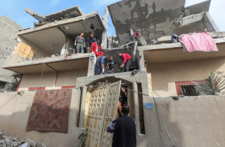 Israel tấn công nhiều địa điểm ở Rafah, giao tranh leo thang ở biên giới với Lebanon