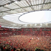 Bay Arena vỡ sân trong ngày Bayer Leverkusen vô địch
