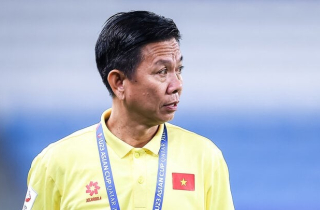 U23 Việt Nam nhận thẻ đỏ, HLV Hoàng Anh Tuấn nói 'thông cảm nhưng không ủng hộ'