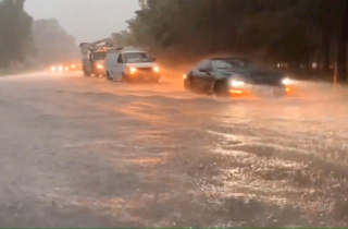 Lũ lụt nghiêm trọng càn quét Brazil, Mỹ