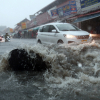 Cả nước mưa dông, Nam Bộ giảm nhiệt nắng nóng