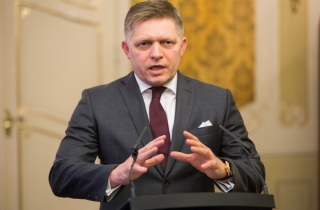 Thủ tướng Slovakia qua cơn nguy kịch sau vụ bị bắn