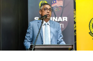 Malaysia mời tuyển Việt Nam đá giao hữu