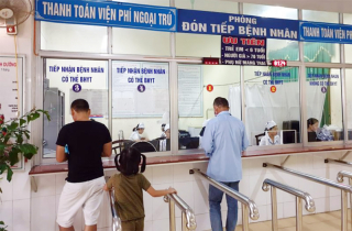 88% cơ sở y tế ở Hà Nội thanh toán viện phí không dùng tiền mặt