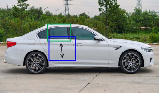 Vì sao kính cửa sổ phía sau trên một số ô tô không thể hạ xuống hết?