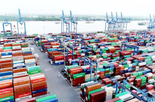 Điều tra các trường hợp nghi bị “rút ruột” hàng hoá tại cảng Cát Lái