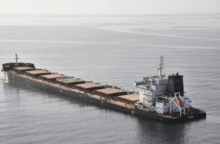 Bị Houthi tấn công, tàu chở than Hy Lạp chìm xuống Biển Đỏ