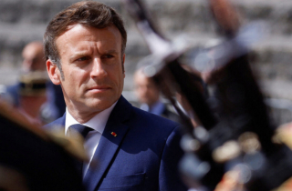 Chính trường Pháp bất ổn và nguy cơ của châu Âu