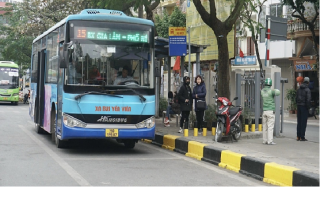 Hà Nội tìm hướng đi mới cho xe buýt