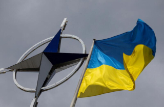 NATO bất đồng việc hỗ trợ tài chính lâu dài cho Ukraine