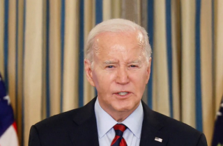Tổng thống Biden khẳng định tiếp tục cuộc đua vào Nhà Trắng