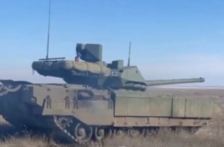 Quảng cáo rầm rộ nhưng mờ nhạt ở Ukraine, xe tăng T-14 gặp vấn đề gì?