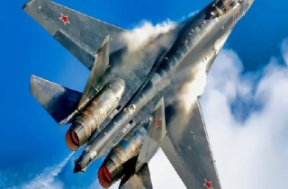 Phi công Su-35 Nga sẵn sàng đối đầu F-16 Ukraine